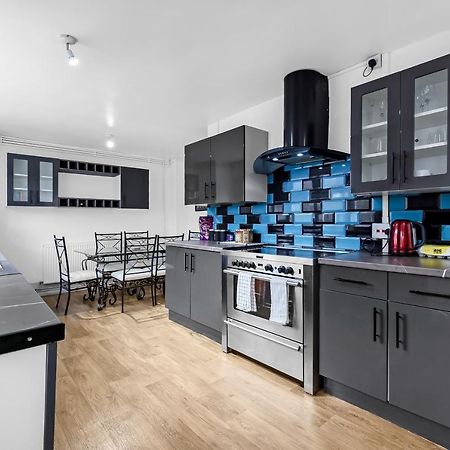 Stylish Excel 3 Bedroom Flat London Exteriör bild