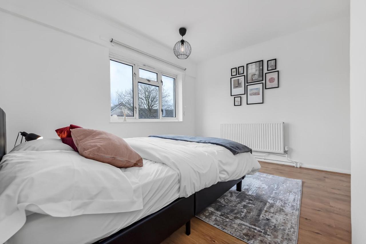Stylish Excel 3 Bedroom Flat London Exteriör bild