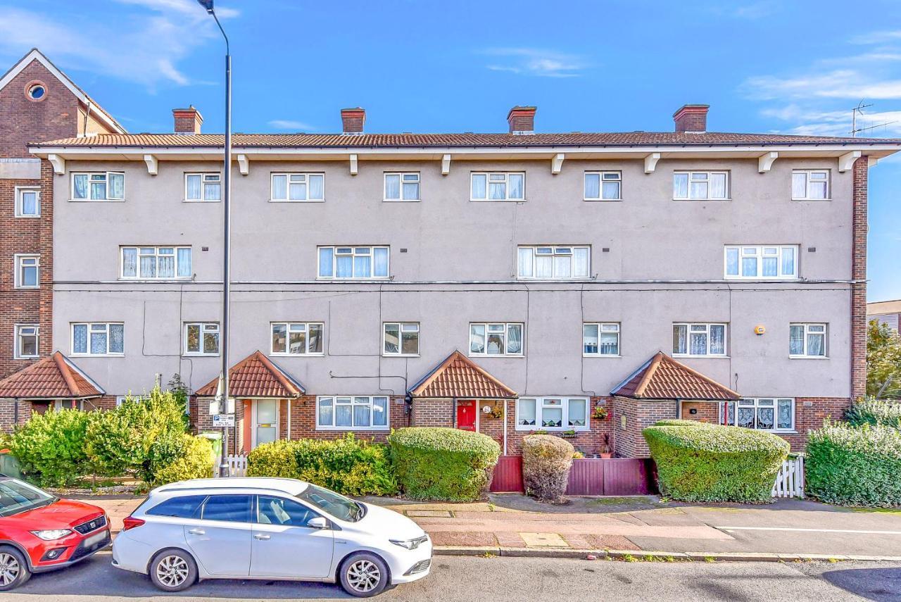 Stylish Excel 3 Bedroom Flat London Exteriör bild