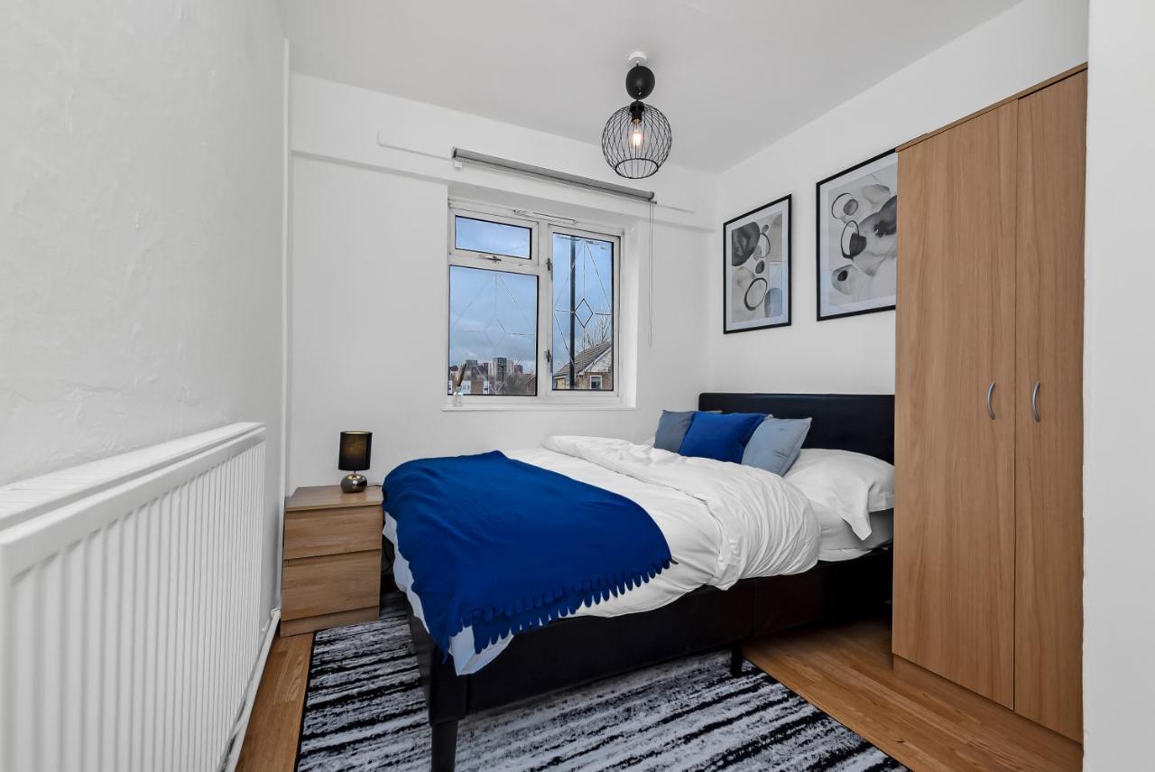 Stylish Excel 3 Bedroom Flat London Exteriör bild